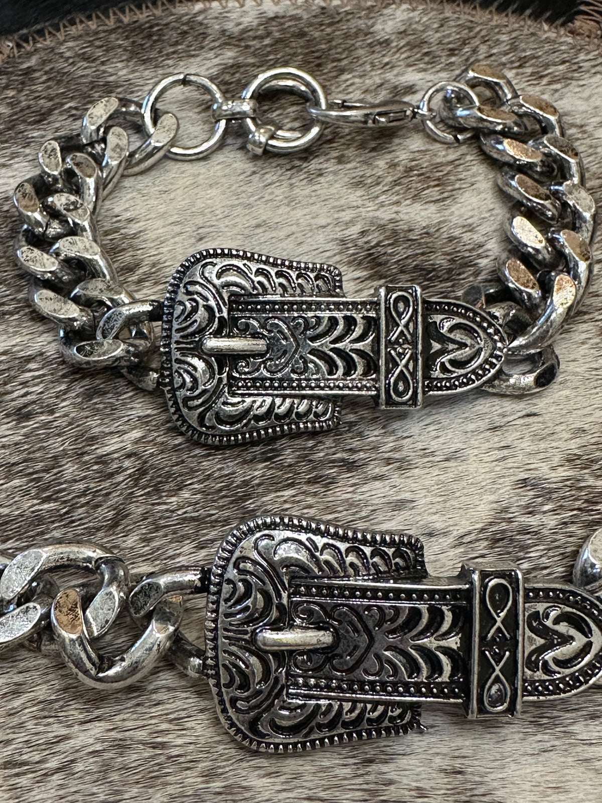 Western Buckle Link Bracelet