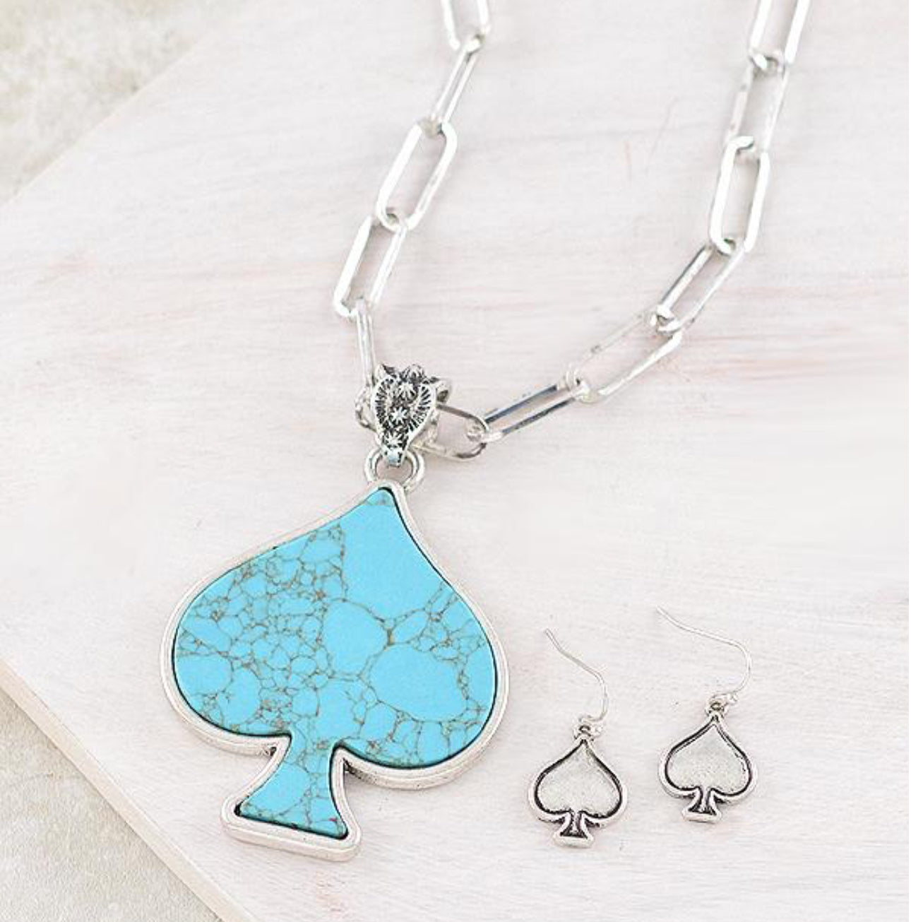 Turquoise Ace Pendant Necklace Set