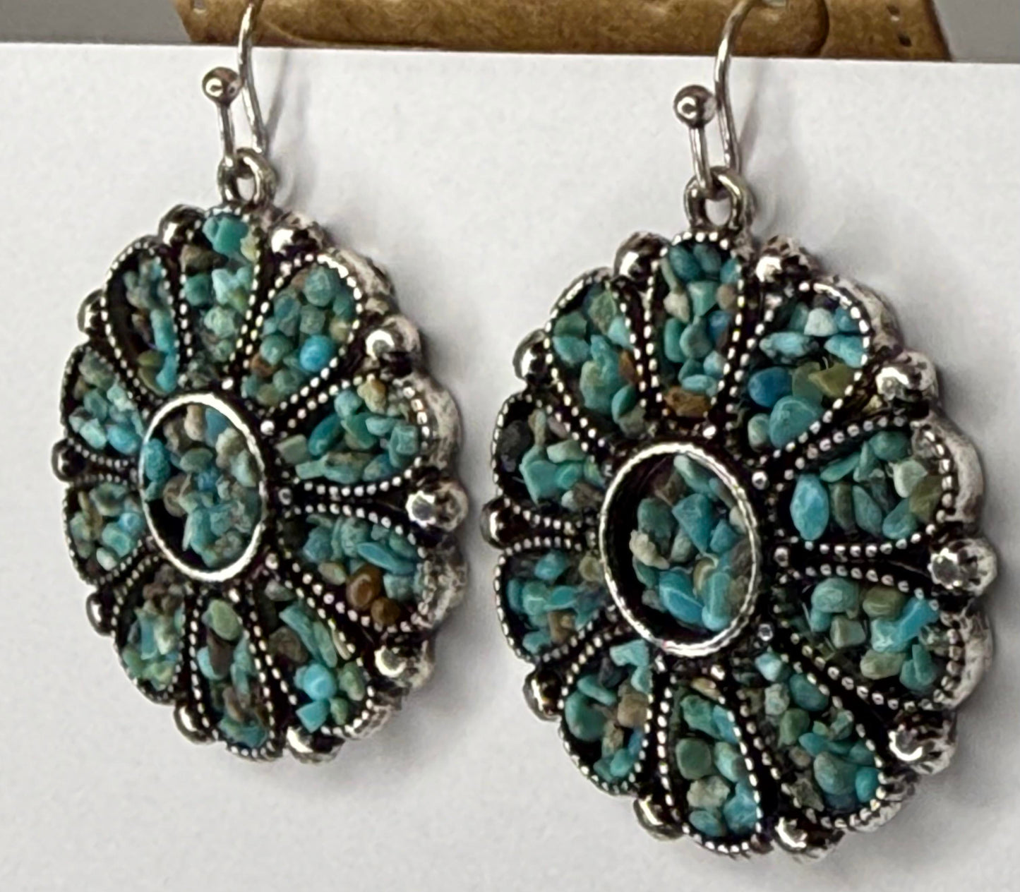 Western Concho Chip Stone Dangle Earrings