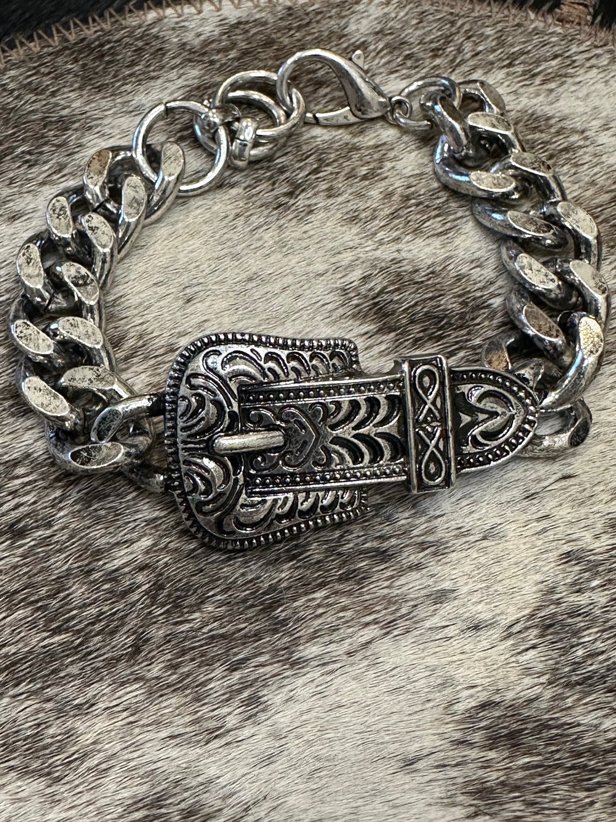 Western Buckle Link Bracelet