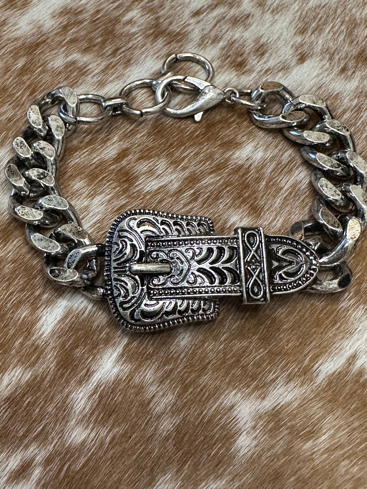 Western Buckle Link Bracelet