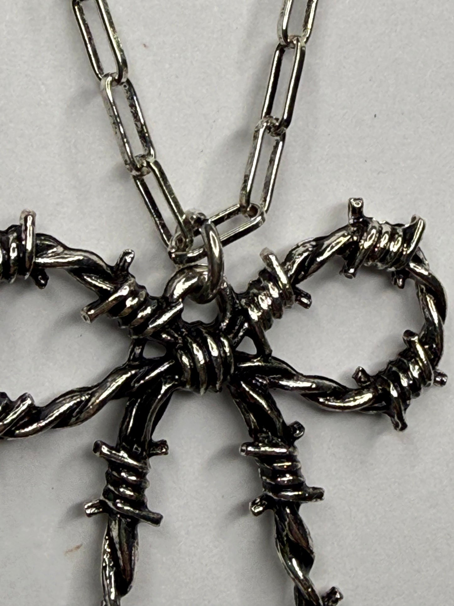 Western Barbed Wire Bow Necklace
