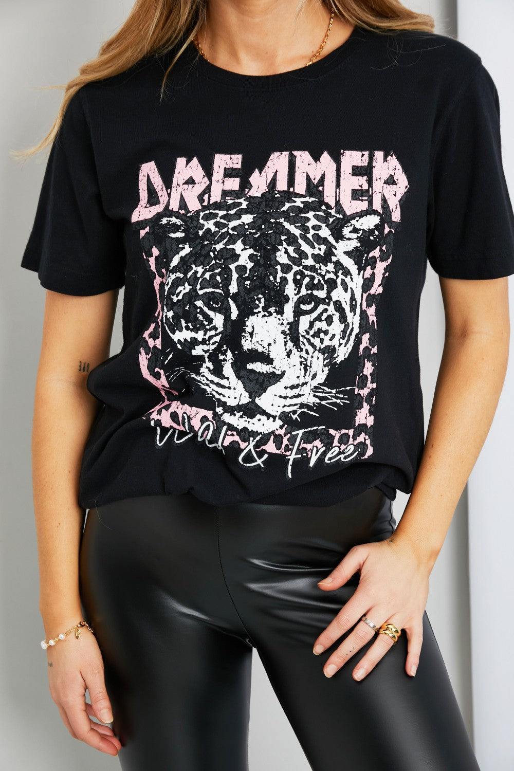 mineB Full Size Leopard Graphic Round Neck Tee