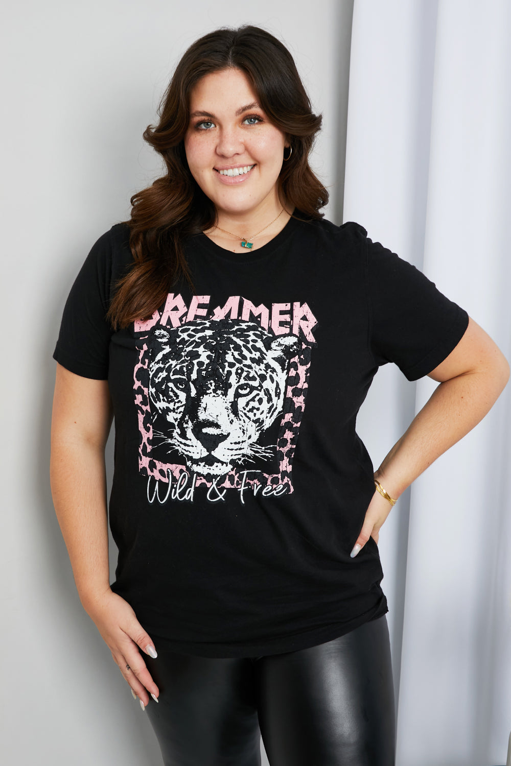 mineB Full Size Leopard Graphic Round Neck Tee