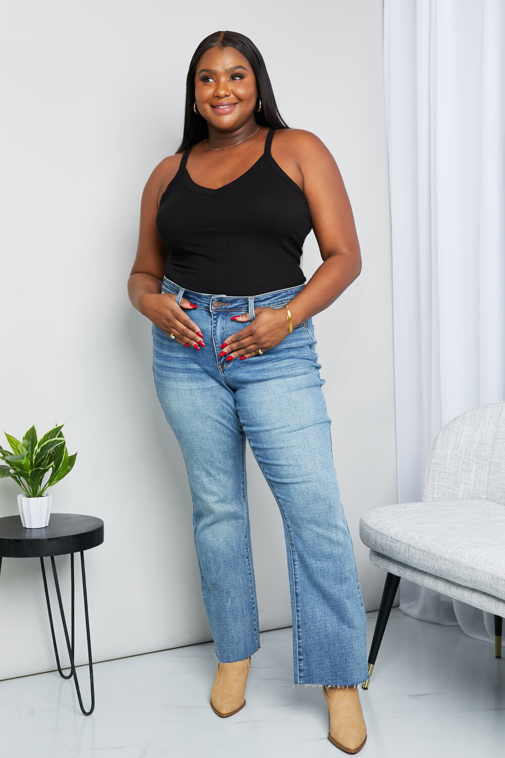 Zenana Full Size V-Neck Ribbed Cami in Black