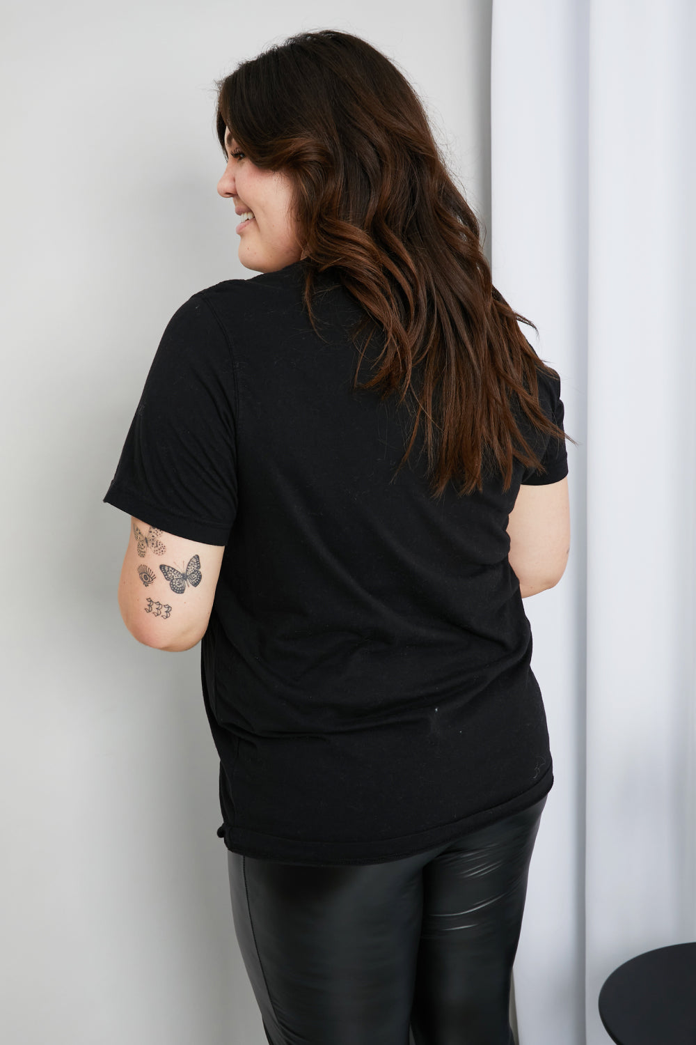 mineB Full Size Leopard Graphic Round Neck Tee