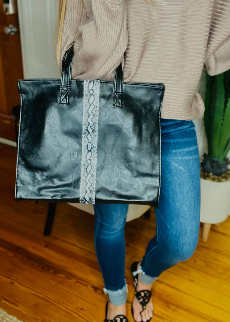 The Black Animal Print Tote Bag With Straps