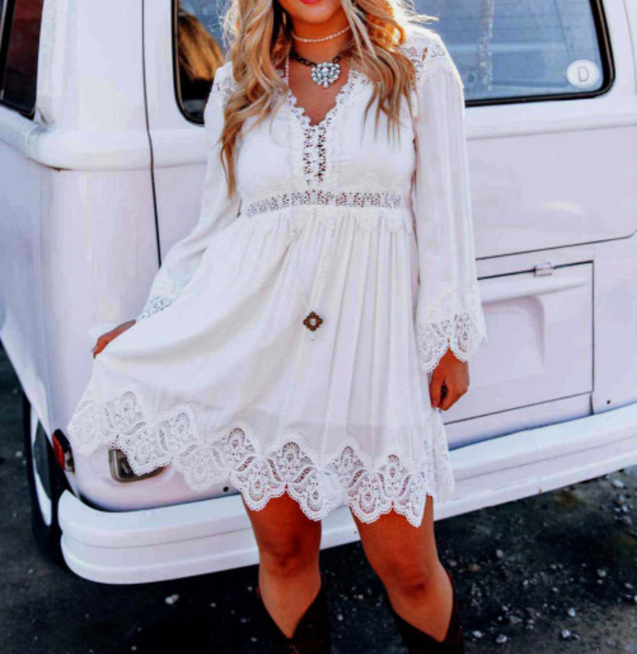 White Lace Splicing Bell Sleeve Dress